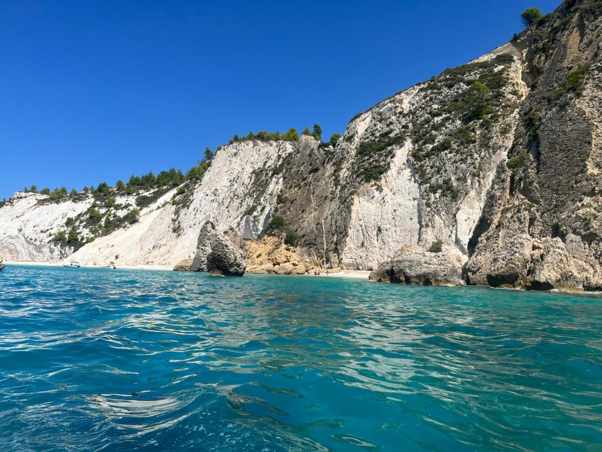 Apollonides Seafront Villa 2 Melete Lixouri Exteriér fotografie